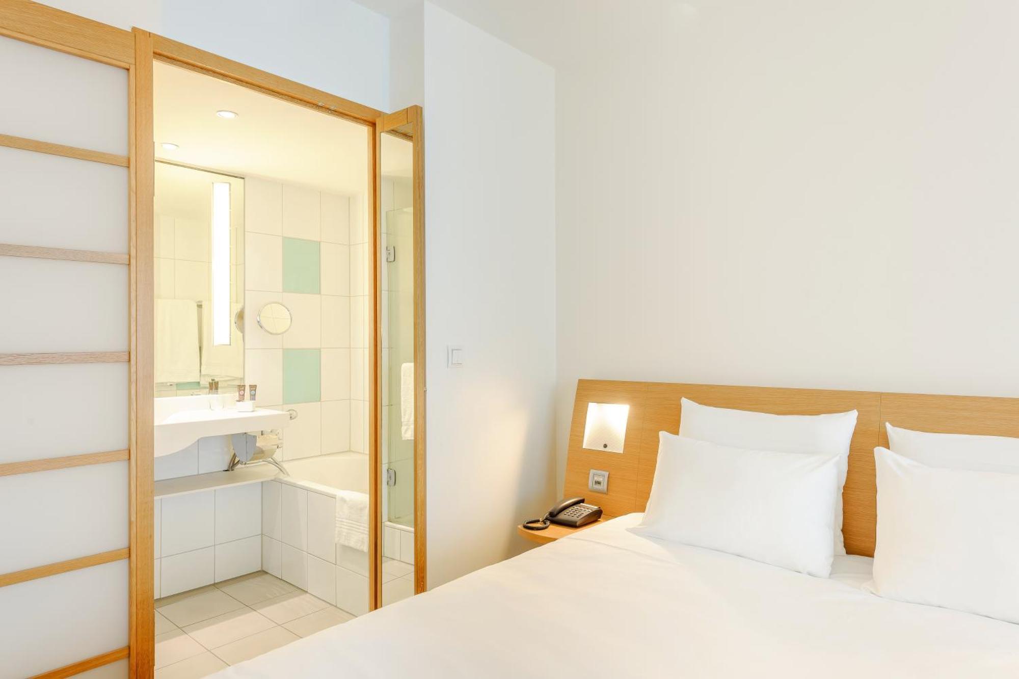 Novotel Paris Rueil Malmaison Dış mekan fotoğraf