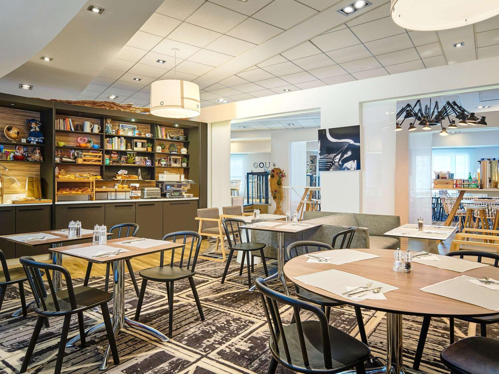 Novotel Paris Rueil Malmaison Dış mekan fotoğraf